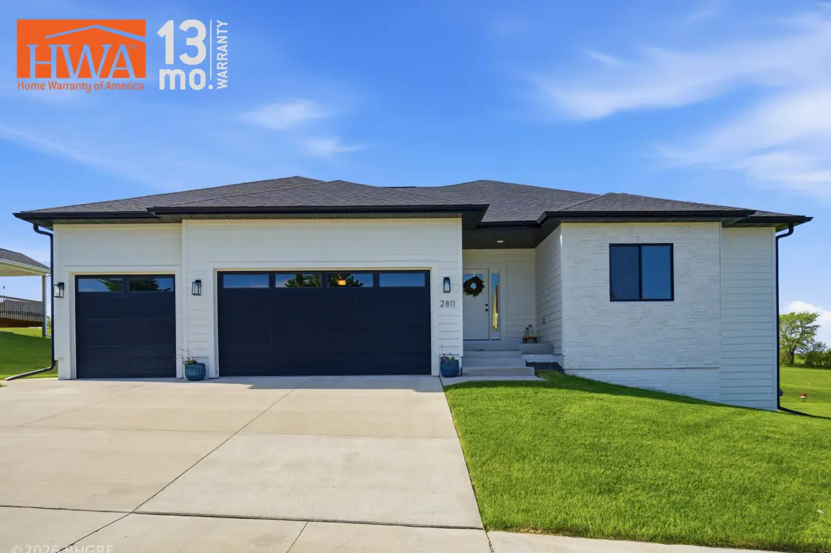 2811 Bos Landen Drive, Pella, IA 50219 - #1