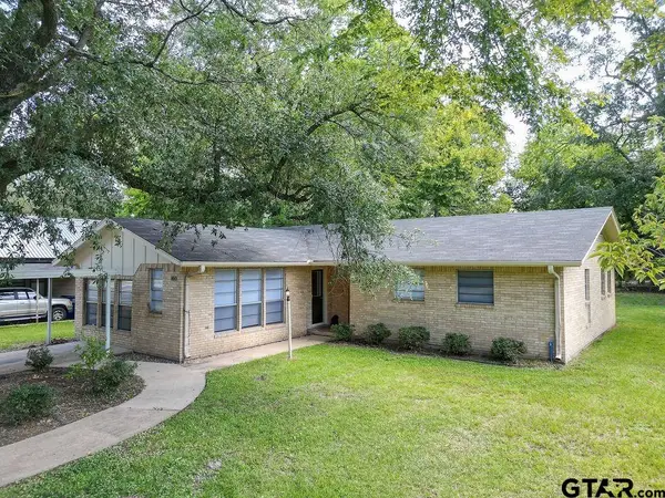 506 N Pacific Street, Mineola, TX 75773