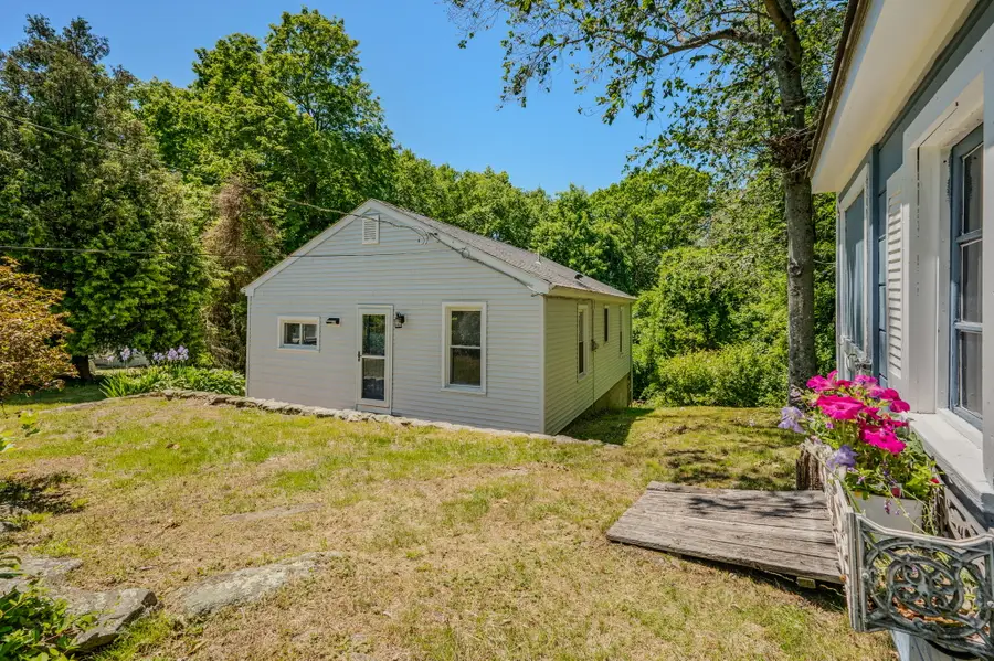 42 Shawandassee Road, Waterford, CT 06385 - #3