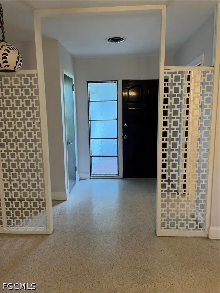 2031 Maravilla Circle, Fort Myers, FL 33901 - #3