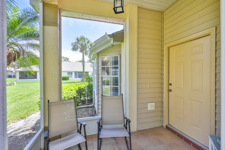 2429 New Haven Circle, Sun City Center, FL 33573 - #2