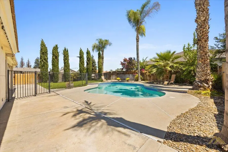 10616 DORCHESTER STREET, Bakersfield, CA 93311 - #2