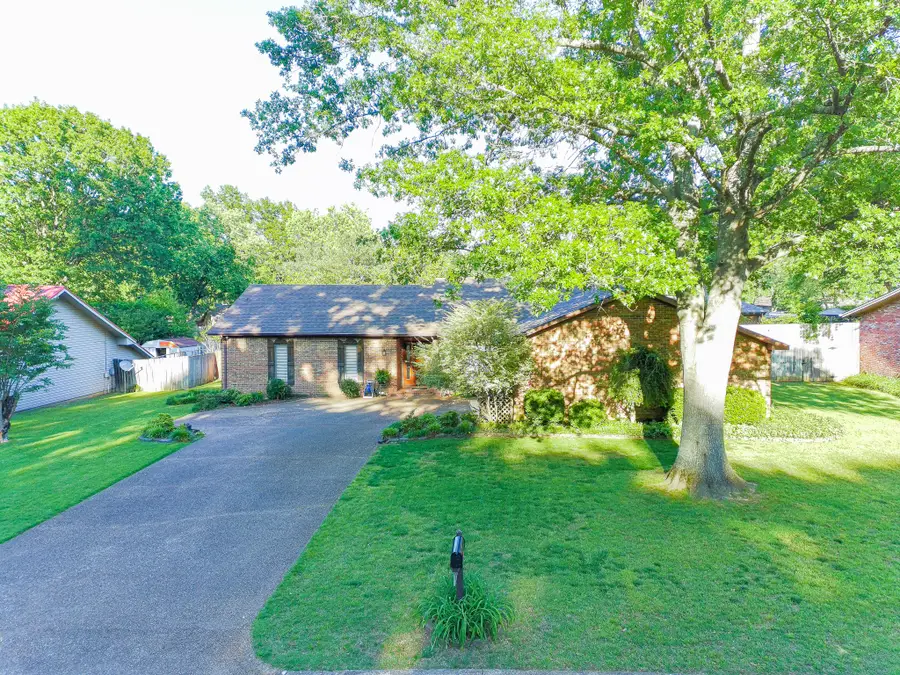 2912 Greenbriar Drive, Jonesboro, AR 72401 - #3