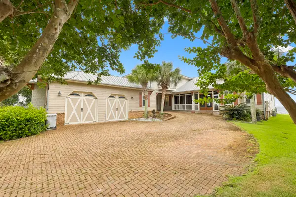 3361 Edgewater Drive, Gulf Breeze, FL 32563