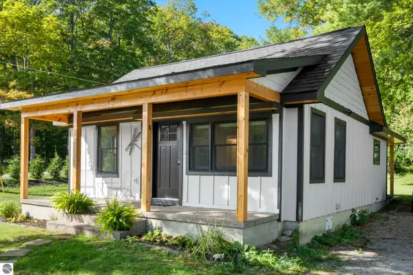 320 S Shabwasung, Northport, MI 49670