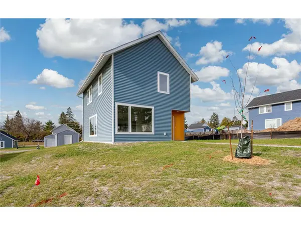 711 NW 7th Avenue, Grand Rapids, MN 55744