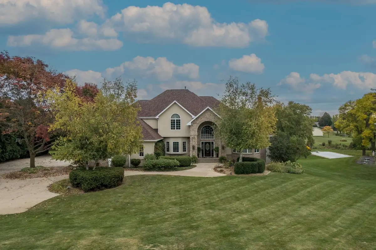 W7373 Spring Valley Drive, Greenville, WI 54952 - #1