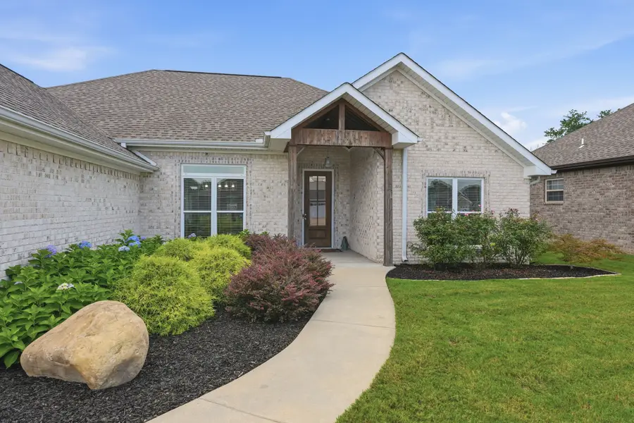 331 Sherborne Ct, Florence, AL 35633 - #3