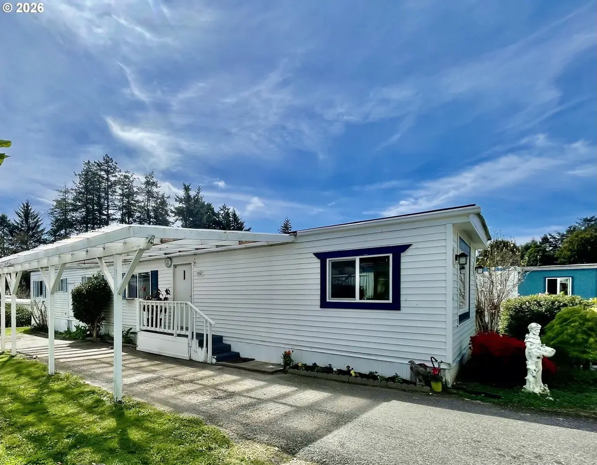 16131 W Hoffeldt Ln #18, Brookings, OR 97415 - #1