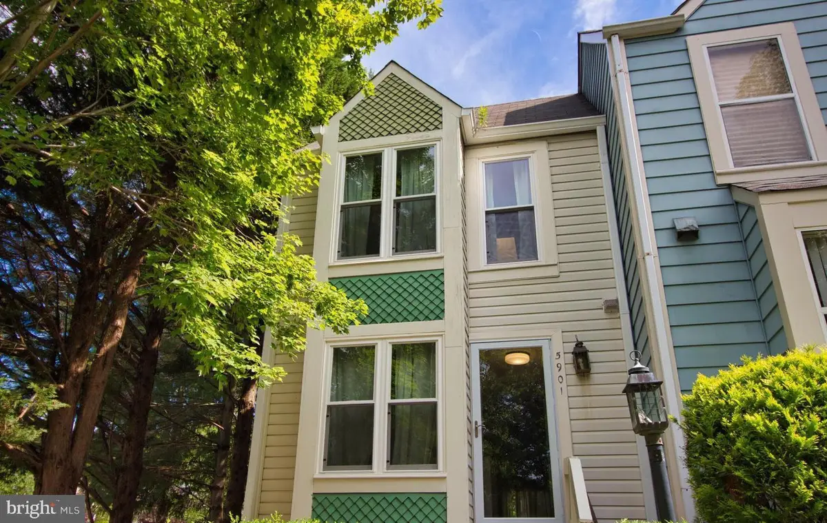 5901 Saint Giles Way, Alexandria, VA 22315 - #1