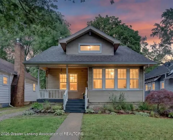 906 Cleo Street, Lansing, MI 48915