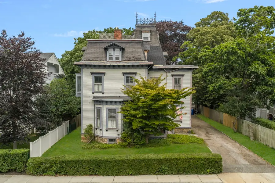 36 Ayrault Street, Newport, RI 02840 - #2