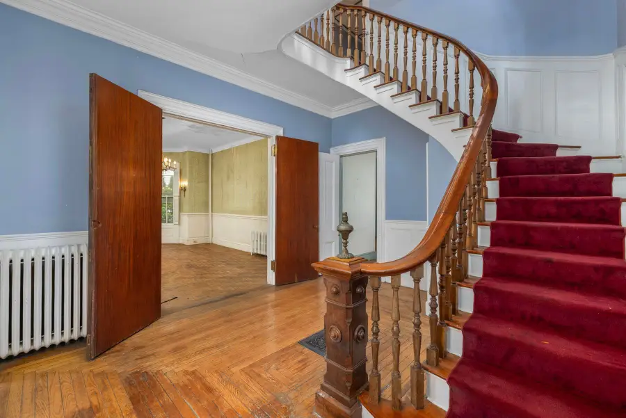 36 Ayrault Street, Newport, RI 02840 - #3
