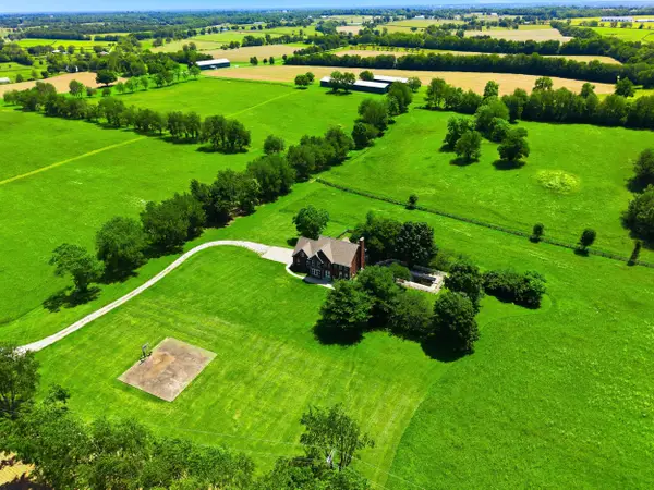 5650 Russell Cave Road, Lexington, KY 40511