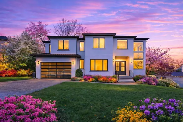 3 Mountain View Court, Demarest, NJ 07627