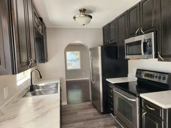 24 NW Robinwood Drive, Fort Walton Beach, FL 32548