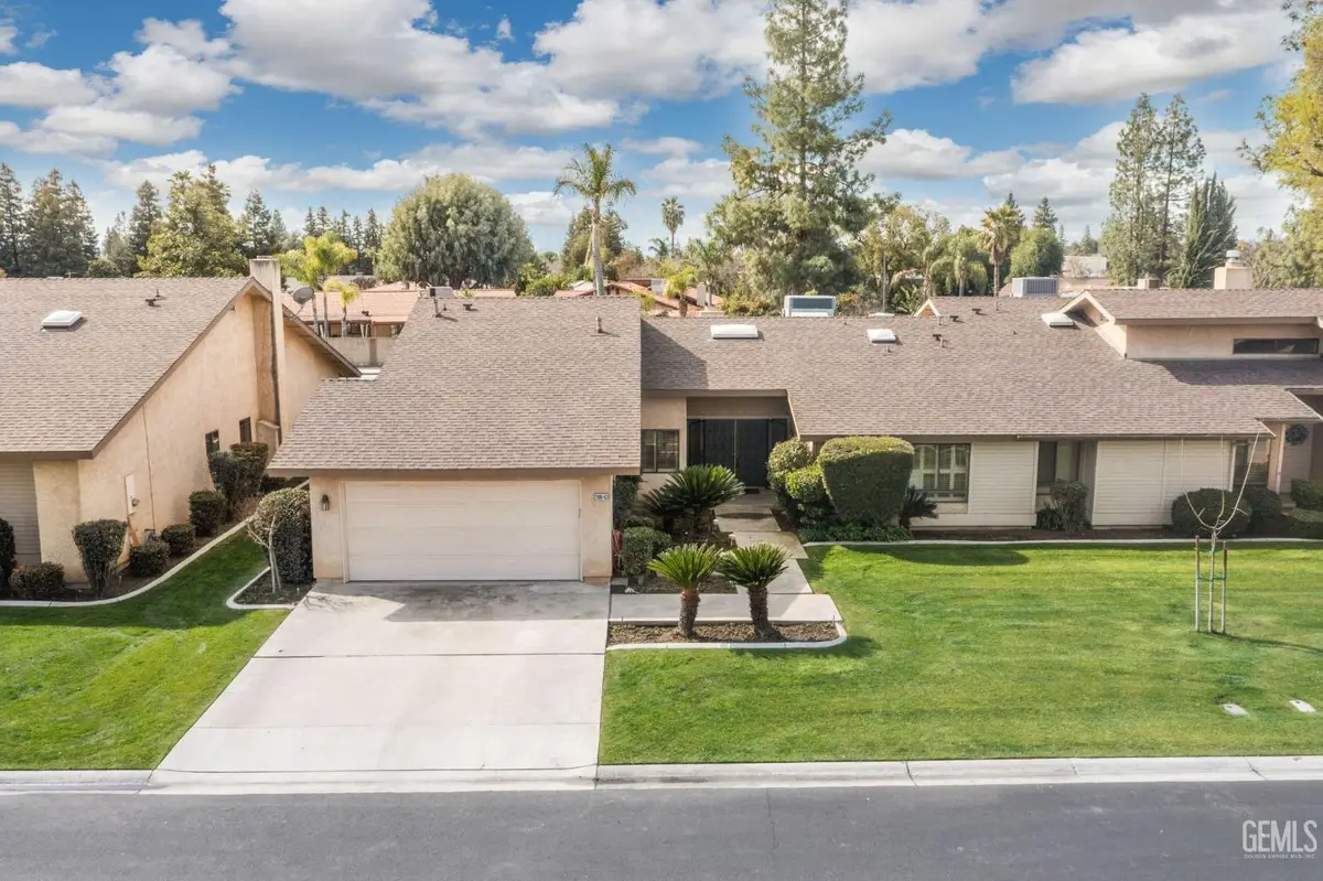 2300 EL PORTAL DRIVE #63, Bakersfield, CA 93309 - #1