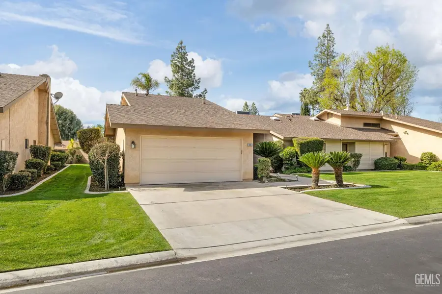 2300 EL PORTAL DRIVE #63, Bakersfield, CA 93309 - #3