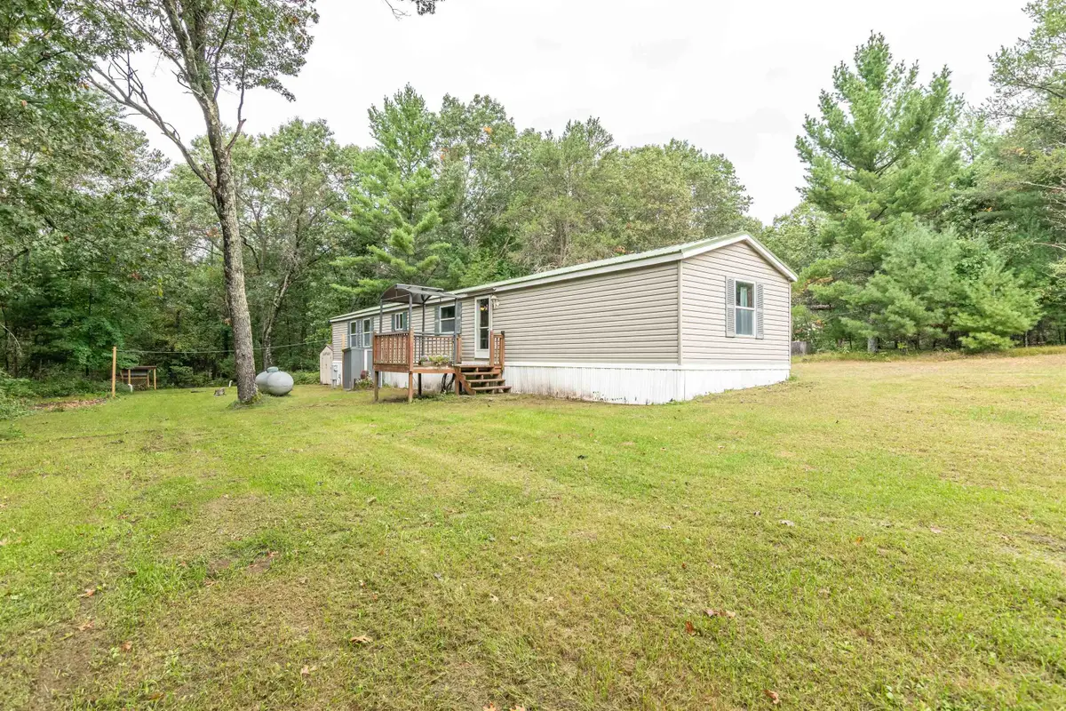 843 W 17th Ln, Arkdale, WI 54613 - #1