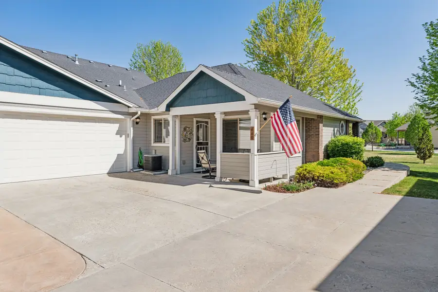 660 Callisto Dr, Loveland, CO 80537 - Image #3