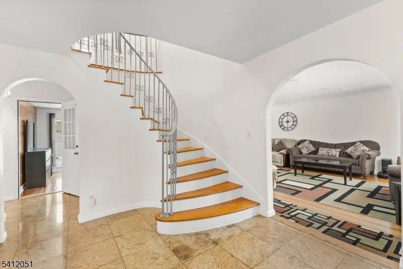 -80 Glenwood Avenue, Elmwood Park, NJ 07407 - #3