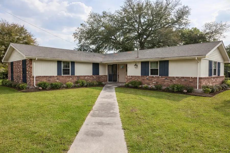 101 Constant Drive, Thibodaux, LA 70301 - #3