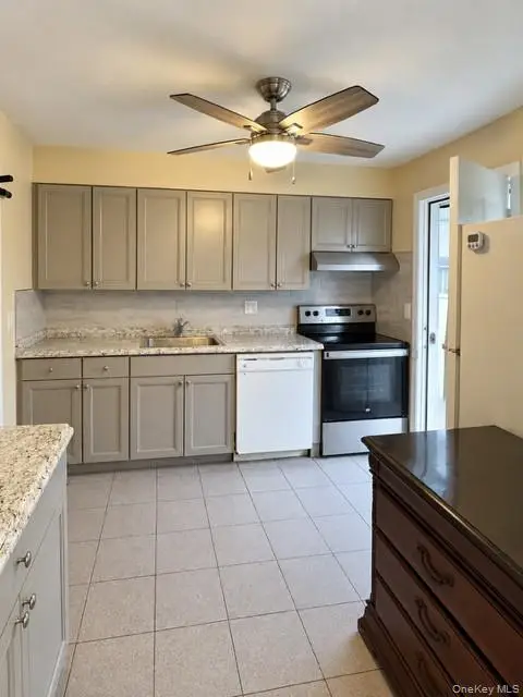 306 Peters Avenue, East Meadow, NY 11554 - #3