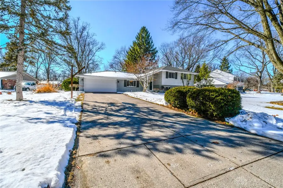 906 New England Avenue, Dayton, OH 45429 - #2