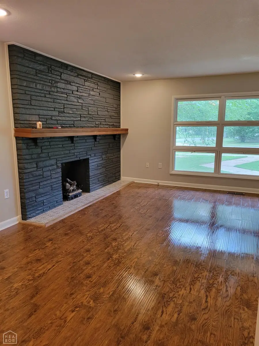 633 W College Avenue W, Jonesboro, AR 72401 - #2