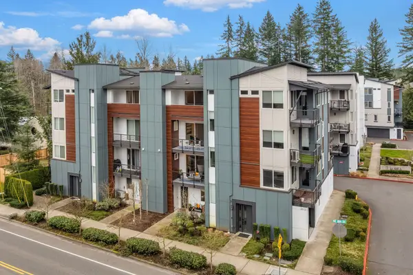 23121 NE 8th Street #A4, Sammamish, WA 98074