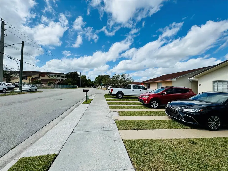 61 NW 109th Ave #1-3, Miami, FL 33172 - #2