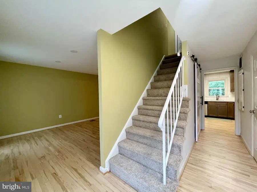 7925 Forest Path Way, Springfield, VA 22153 - #3