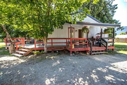 517 N Stephen St, Clark Fork, ID 83811