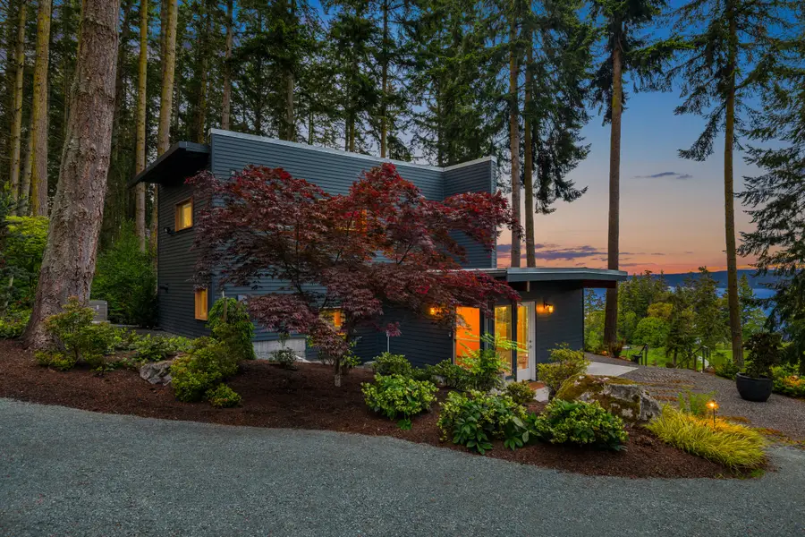 1035 Susan Street, Coupeville, WA 98239 - #3