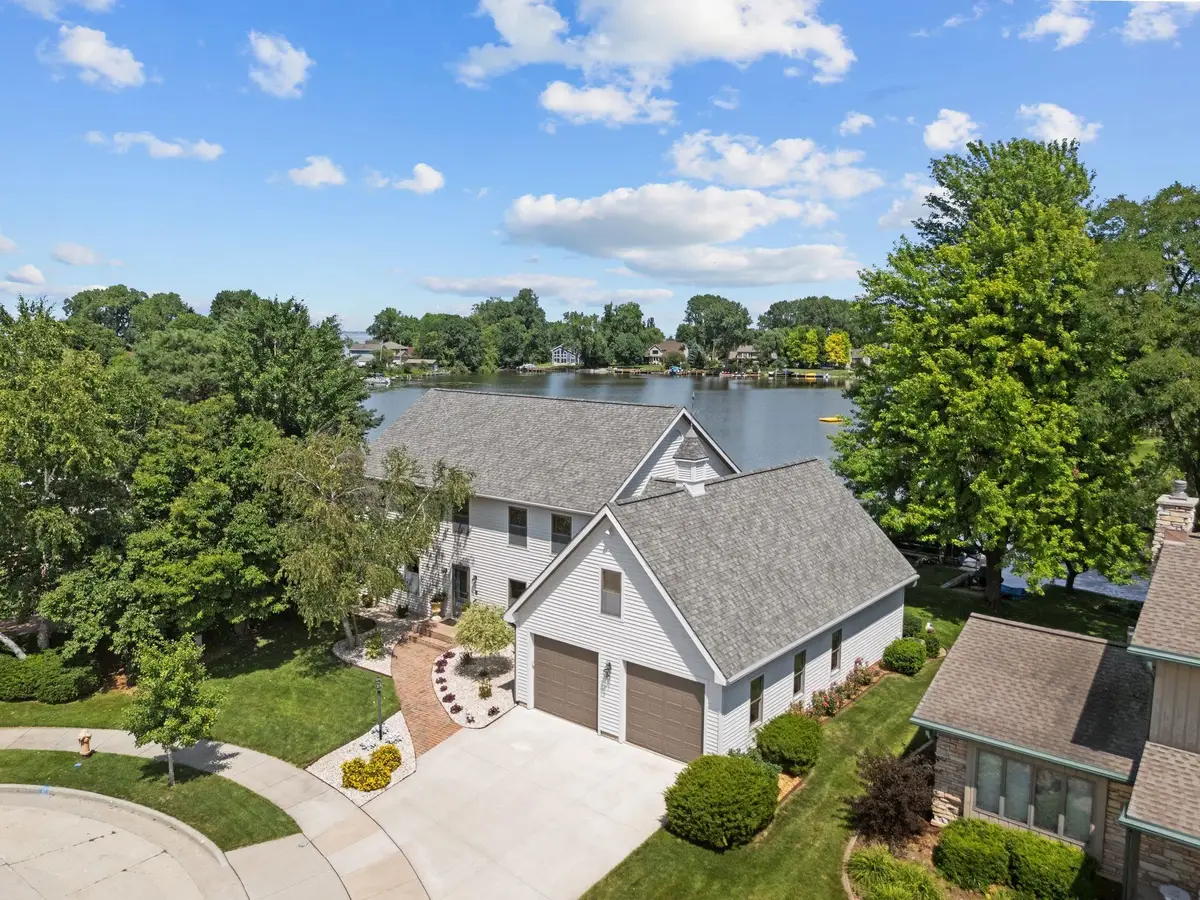 1960 Cliffview Court, Oshkosh, WI 54902 - #1