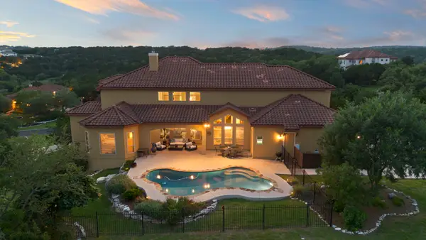 322 Santa Domingo, Helotes, TX 78023