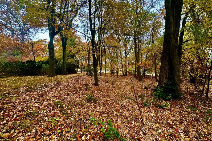 216 E Midland Avenue, Paramus, NJ 07652 - #2