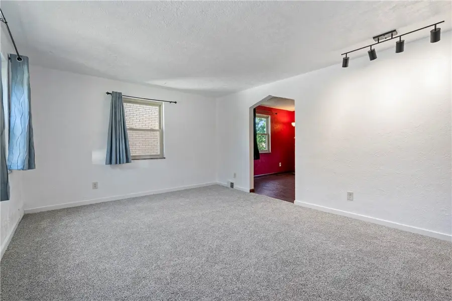1111 Bellaire Ave, Pittsburgh, PA 15226 - #3