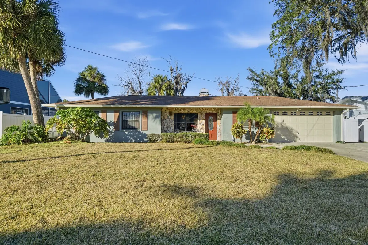 2051 NW 17th Street, Crystal River, FL 34428 - Image #1