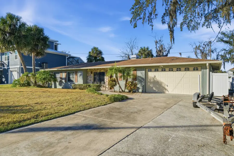 2051 NW 17th Street, Crystal River, FL 34428 - Image #2