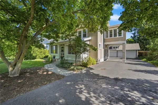 25 Park Road, Oakwood, OH 45419
