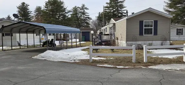 32 Pine Street, Hinsdale, NH 04451