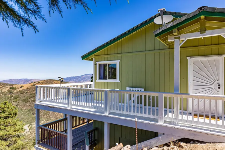 17075 Matterhorn Drive, Tehachapi, CA 93561 - #3