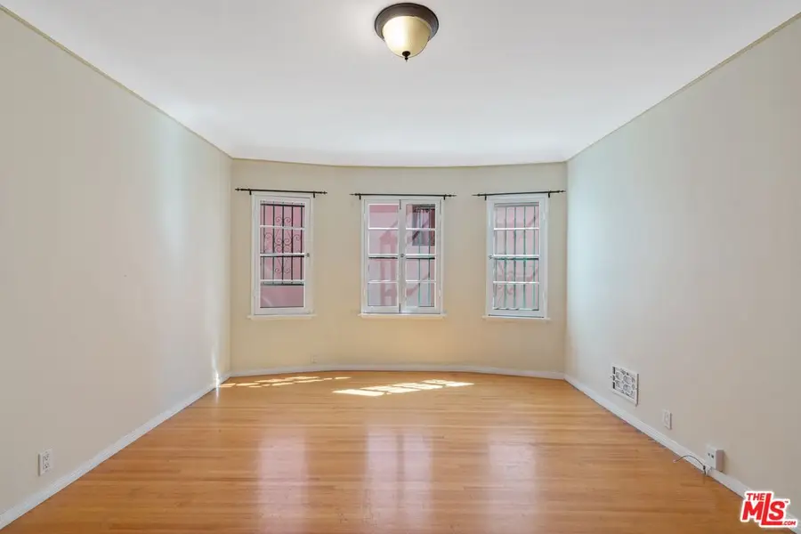 7932 Blackburn Avenue, Los Angeles, CA 90048 - Image #2