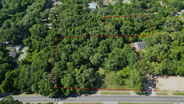136 E Johnson Ave, Pensacola, FL 32514