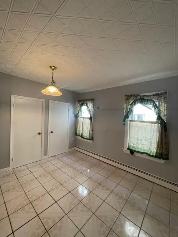 4 Conduit St , 1, Lawrence, MA 01841 - #2