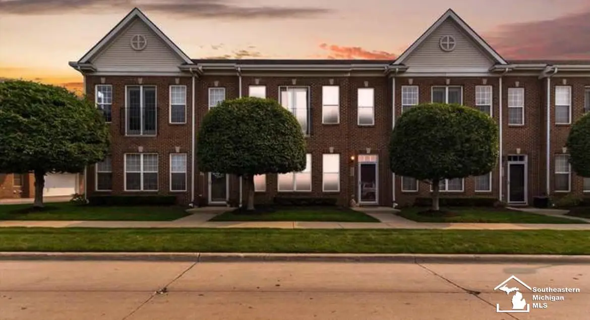 918 W 5th, Monroe, MI 48161 - #1