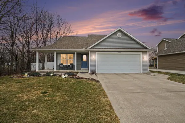 10360 Laurel Woods, Freeland, MI 48623