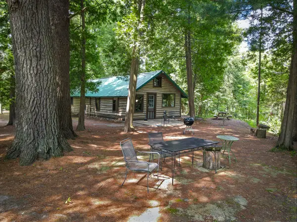 4185 N Taylor Road, Branch, MI 49402