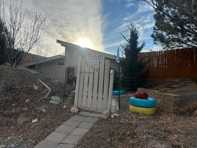 900 3rd Avenue, Edgemont, SD 57735 - #2